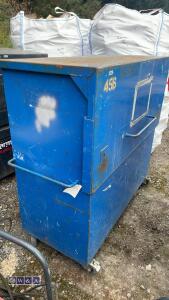 Wheeled site vault (large) - 3