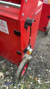 ARMORGARD 110v scrub kart - 5