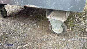 ARMORGARD TUFFBANK wheeled (large) - 4