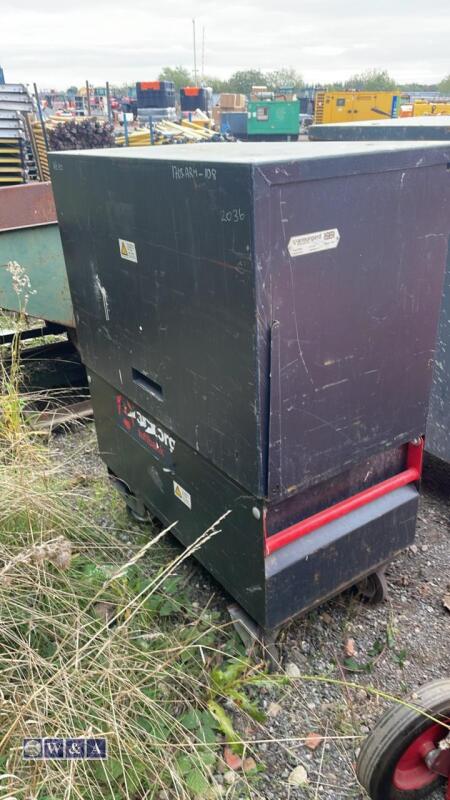 ARMORGARD TUFFBANK wheeled (large)
