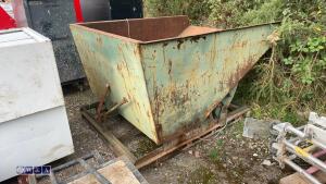 Tipping skip to suit forklift - 2