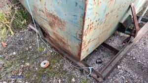 Tipping skip to suit forklift - 6
