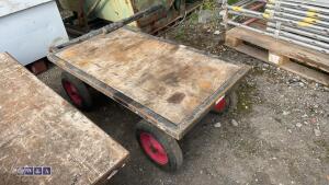4 wheeled turntable trolley