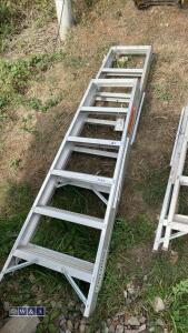 2 x aluminium stepladders