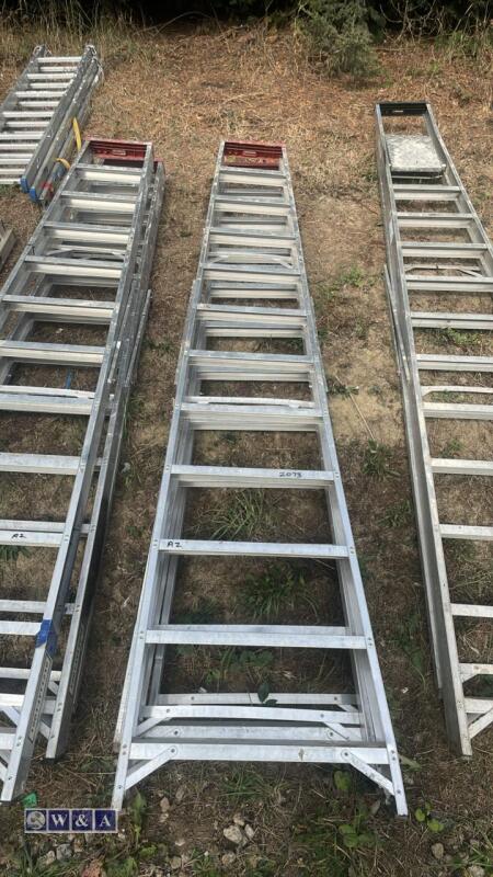 2 x aluminium stepladders