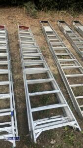 2 x aluminium stepladders - 3