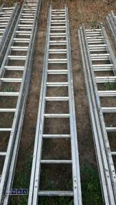 Aluminium double extendable ladder - 2