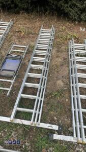 Aluminium triple extendable ladder - 2