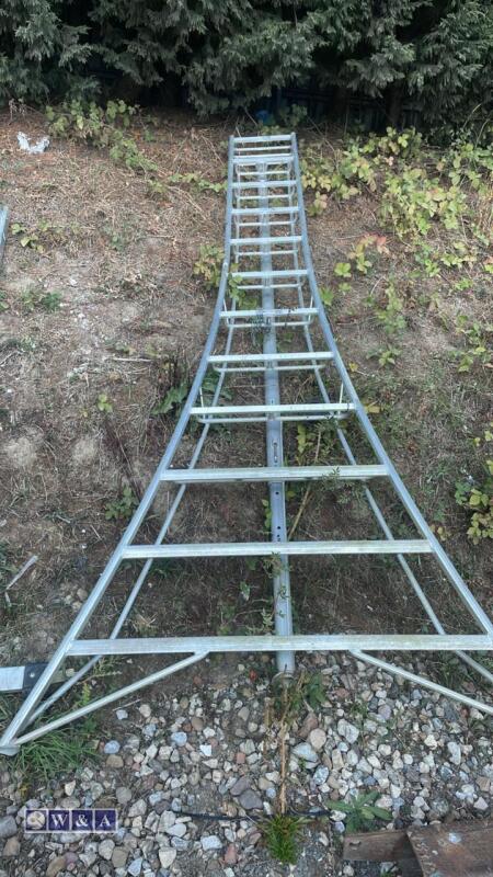 Tripod ladder