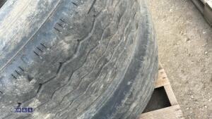 2 x SUPER SINGLE tyres (385/65R 225) - 5