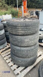 4 x Alloy wheels & tyres (265.60.18)