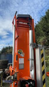 2018 SNORKEL UL40 man lift - 9