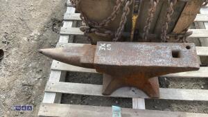 Anvil & stand - 3