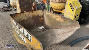 Tipping skip to suit forklift - 4