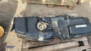 Fuel tank & pump to suit Discovery 3 - 3