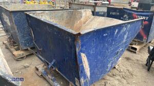 Forklift tipping skip - 4
