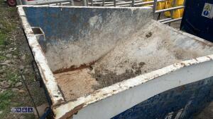 Forklift tipping skip - 5