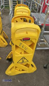 RUBBERMAID safety barrier