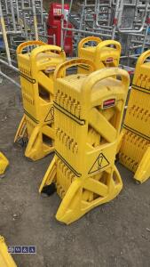 RUBBERMAID safety barrier