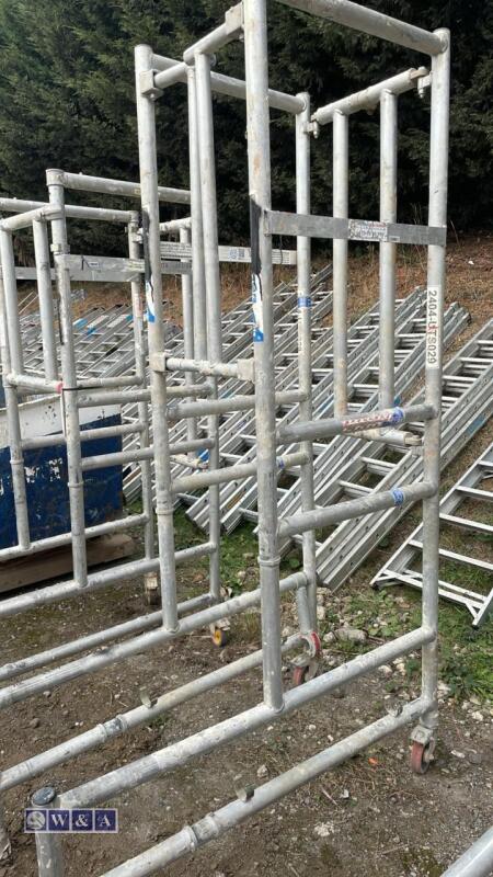 Aluminium work podium