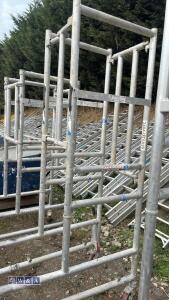 Aluminium work podium - 2