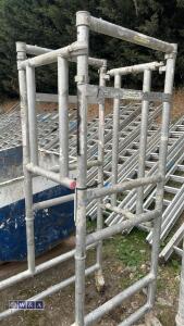 Aluminium work podium - 2