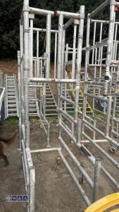 Aluminium work podium