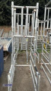 Aluminium work podium - 2
