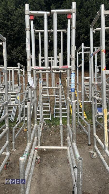 Aluminium work podium