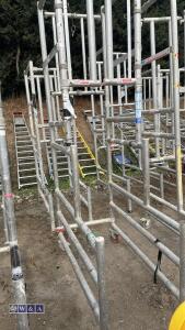 Aluminium work podium - 2