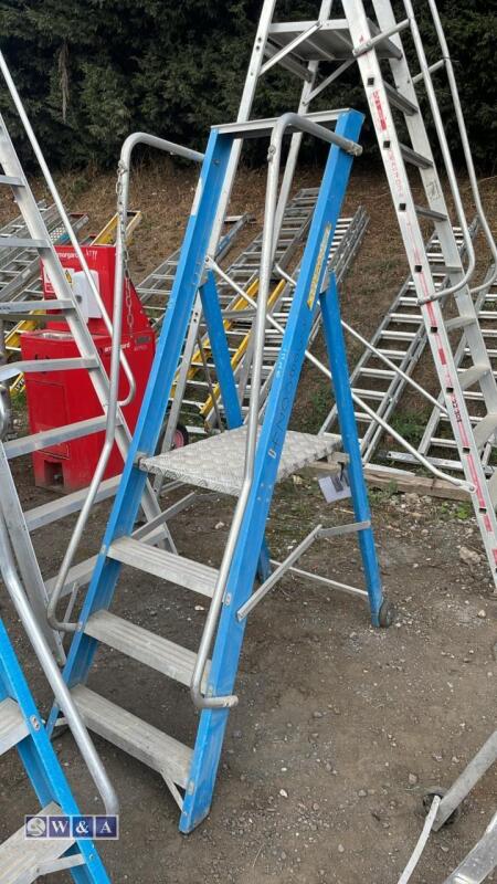LYTE platform stepladder