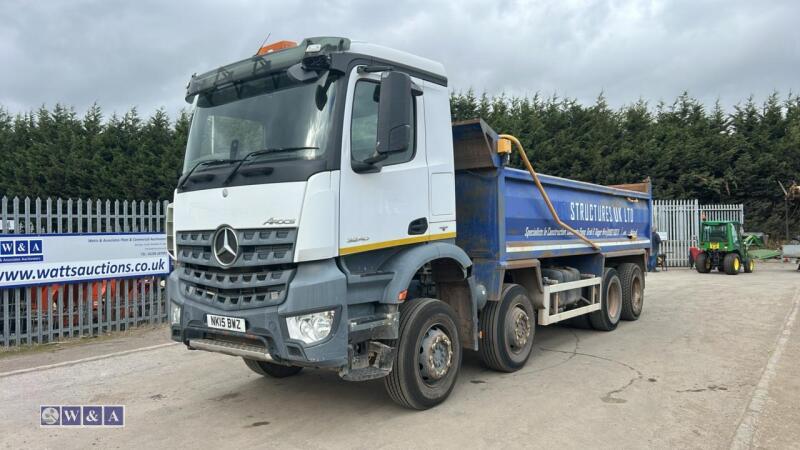 Mercedes 3240 8x 4 tipper