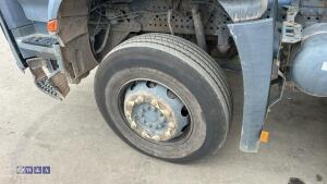 Mercedes 3240 8x 4 tipper - 15