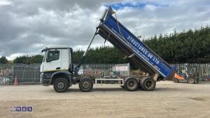 Mercedes 3240 8x 4 tipper - 17