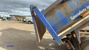 Mercedes 3240 8x 4 tipper - 23