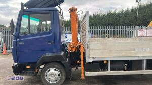 Mercedes 814 flat bed c/w hydraulic crane - 8