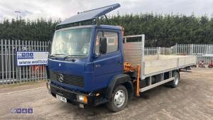Mercedes 814 flat bed c/w hydraulic crane - 9