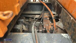 Mercedes 814 flat bed c/w hydraulic crane - 20