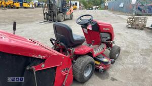 COUNTAX C600H petrol ride on mower c/w COUNTAX C600H scarifier & 2 drive belts - 7
