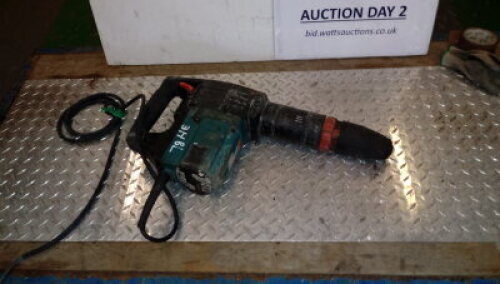 MAKITA 110v breaker