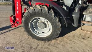 2020 Massey Ferguson 4708 loader tractor - 10