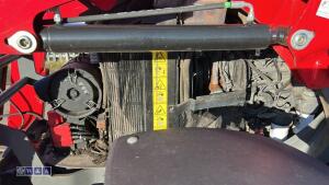 2020 Massey Ferguson 4708 loader tractor - 11