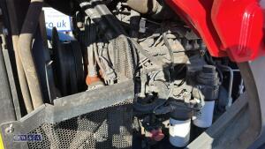 2020 Massey Ferguson 4708 loader tractor - 12