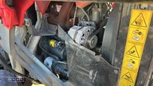 2020 Massey Ferguson 4708 loader tractor - 14