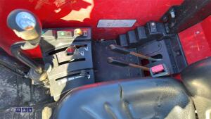 2020 Massey Ferguson 4708 loader tractor - 23
