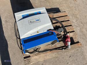 2021 COMBILIFT CBE4000 electric forklift c/w side shift and fork positioners - 31