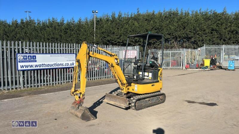 2021 Komatsu pc14r