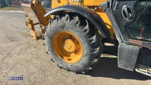 Jcb 533-105 telehandler - 13