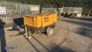 Atlas copco xas67 fast tow compressor