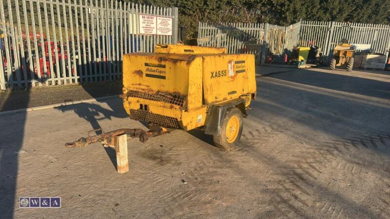 Atlas copco xas55 road tow compressor